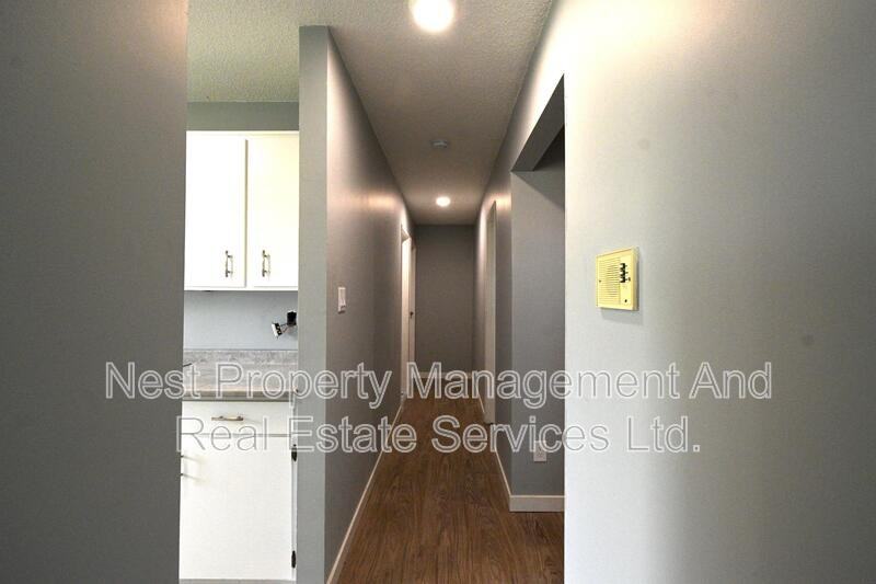 1744 Spruce St #303 - Photo 6 of 16