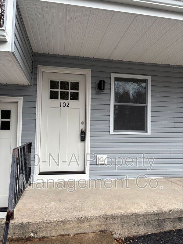 1334 Dreher Ave #102