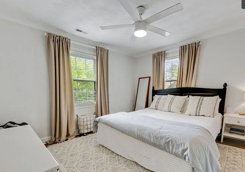 6241 Rolfe Ave - Photo 7 of 31