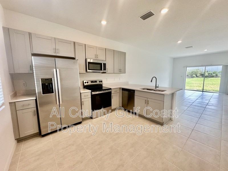16654 San Nicola Pl - Photo 2 of 12