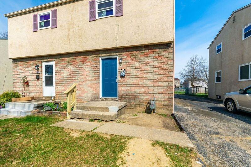 4040 Halsey Pl - Photo 2 of 24