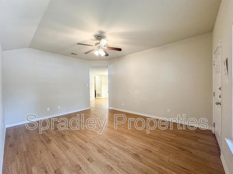 204A Andy Ln - Photo 4 of 19