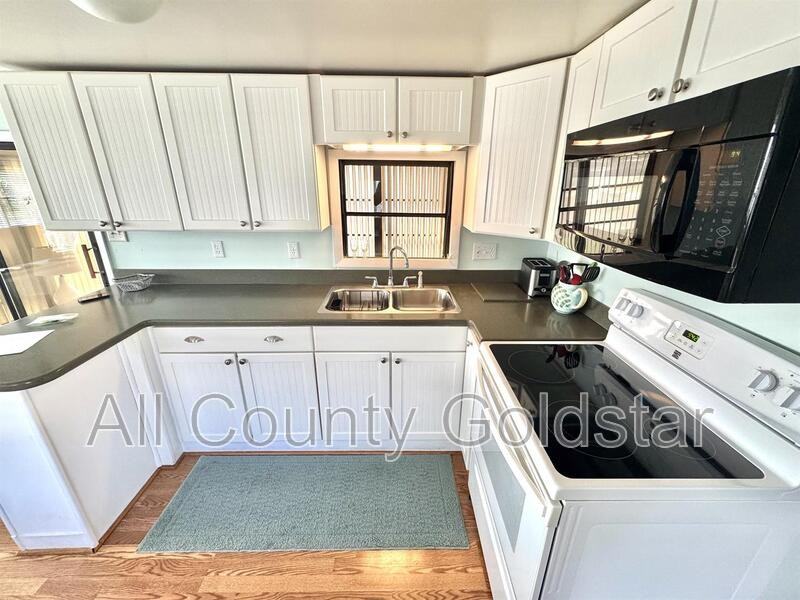 1475 Flamingo Dr - Photo 5 of 9