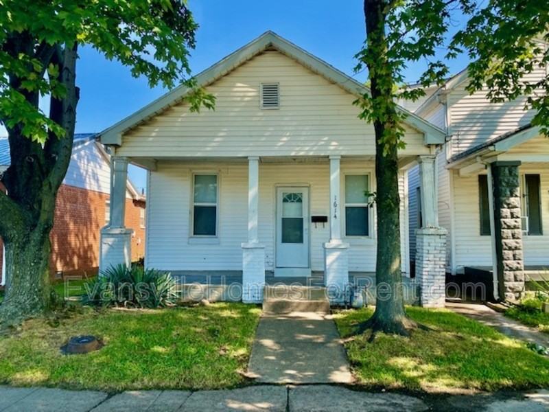 1614 E Division St - Photo 2 of 10