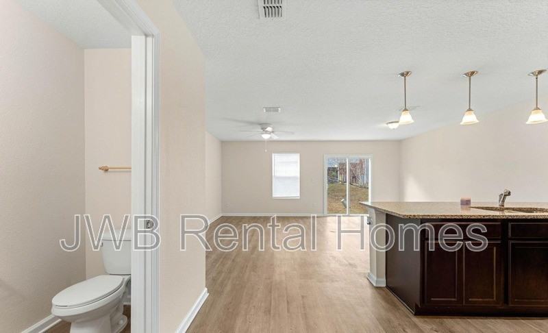 5510 Marathon Pkwy - Photo 6 of 25