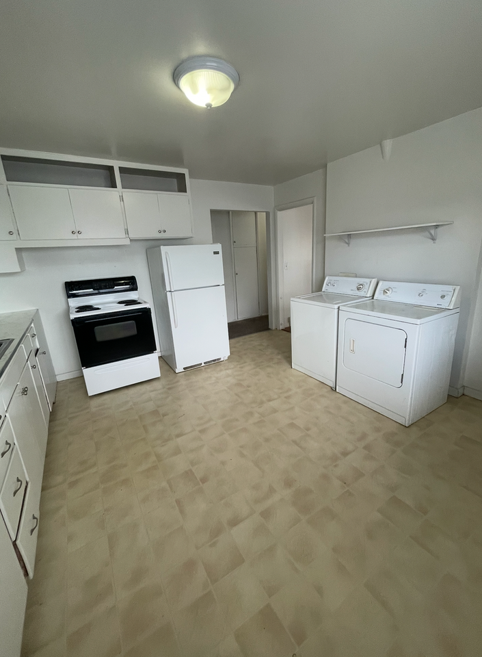 Pages Lane Apartments and Townhomes - Photo 3 of 18