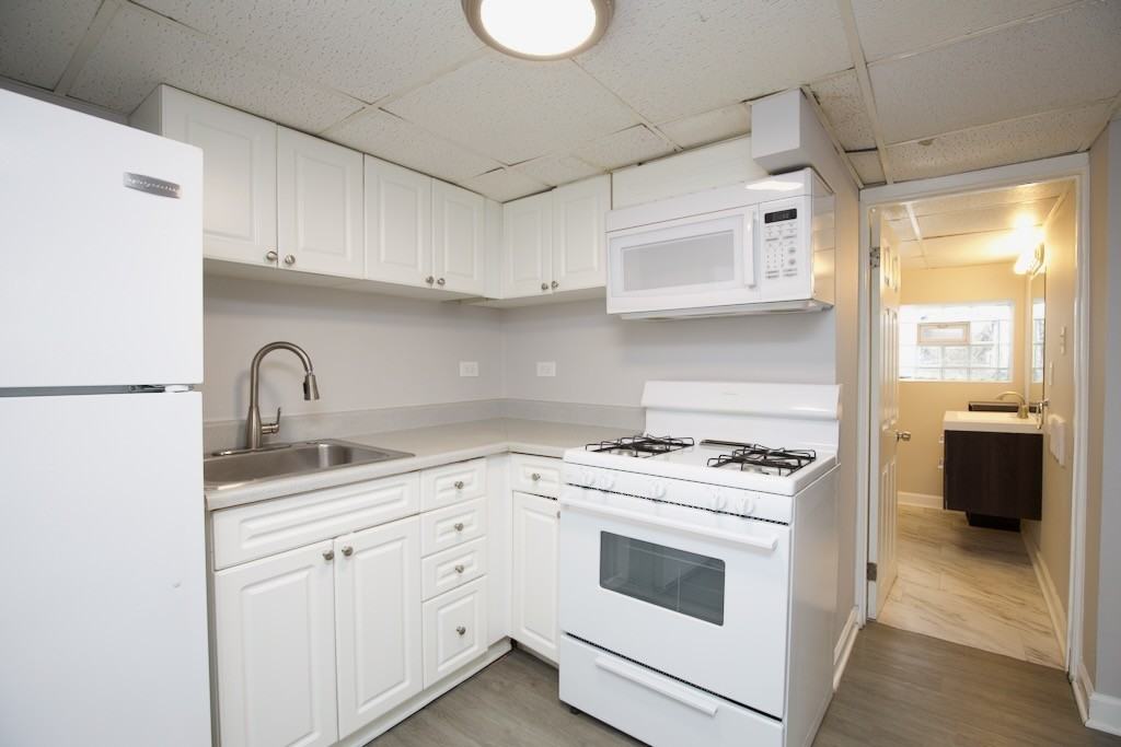3521 W Grace St #GW - Photo 3 of 21
