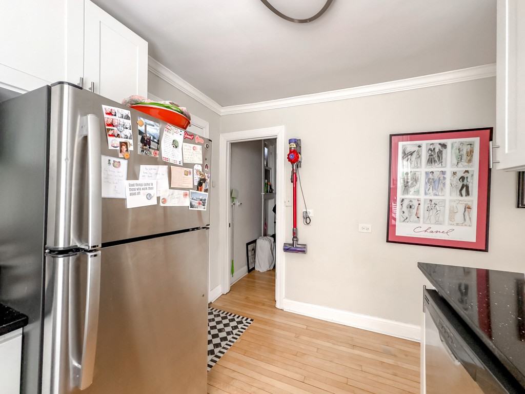 733 Elm St #302 - Photo 4 of 21