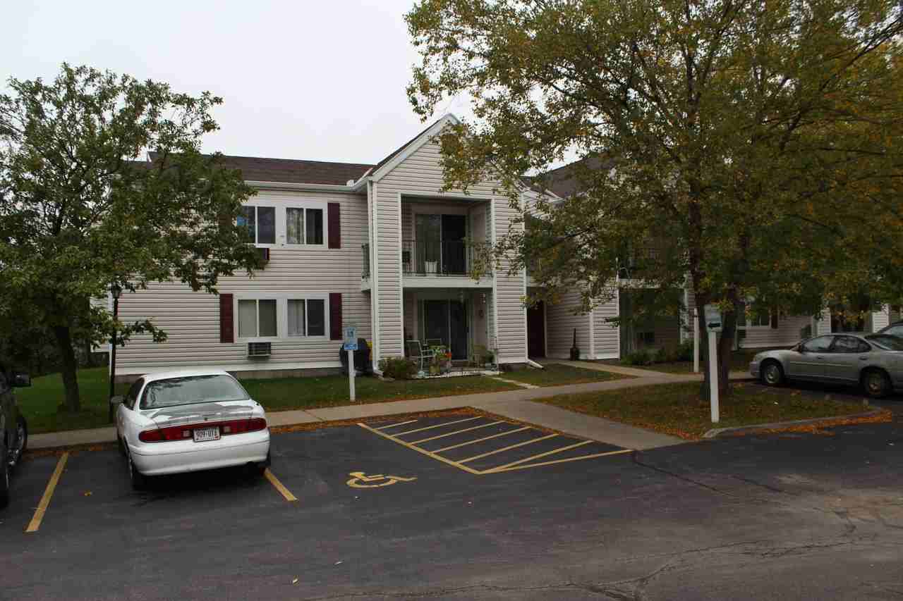 Appleton Court Apartments - Photo 6 of 8