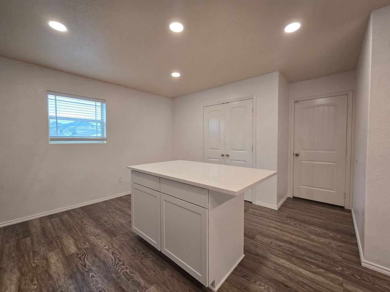 5108 Screaming Eagle Cir - Photo 7 of 29