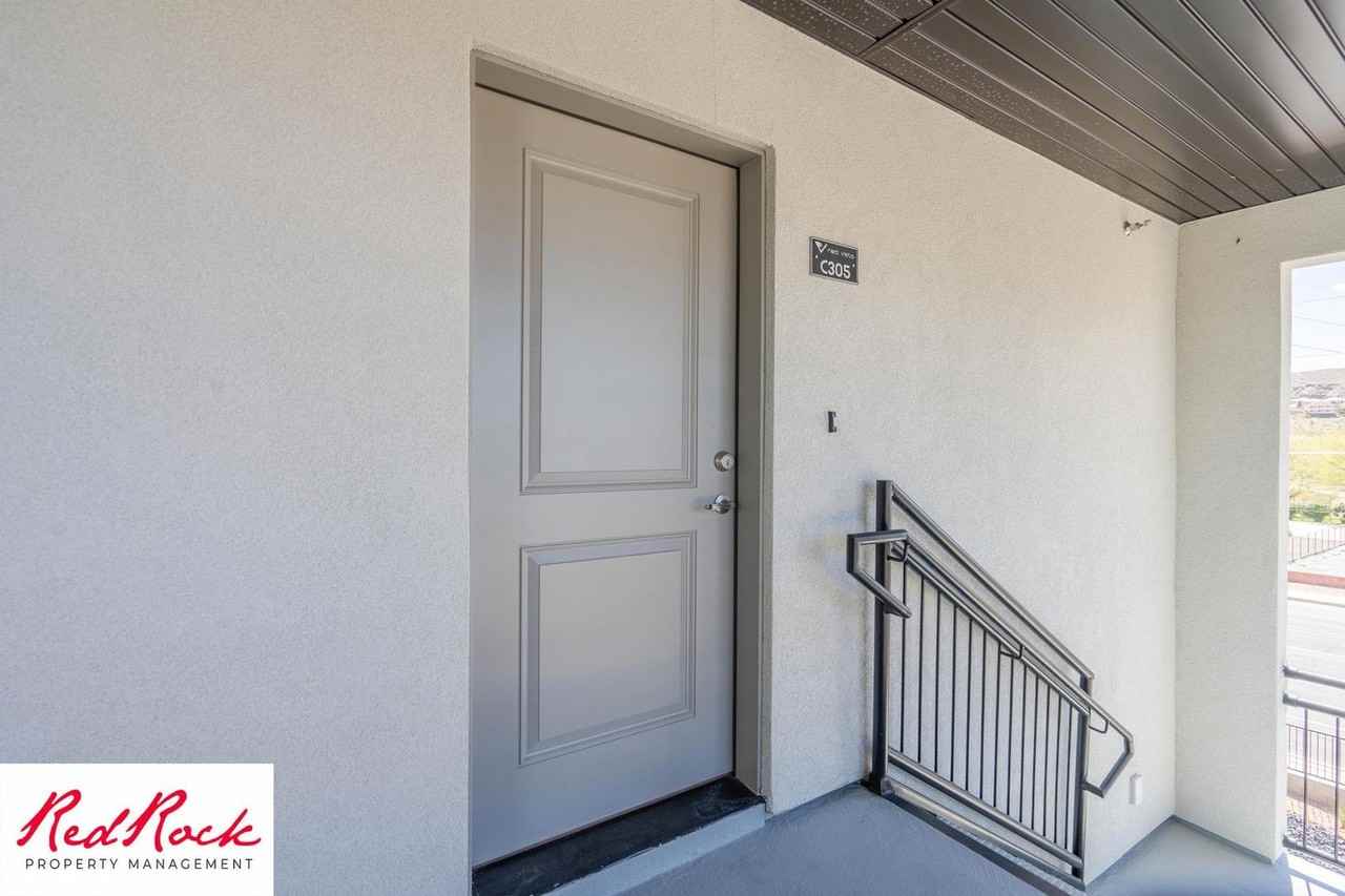 1167 E Telegraph St #C305 - Photo 5 of 50