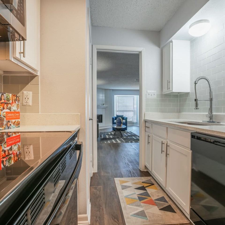 Lakebridge Townhomes - Photo 3 of 34