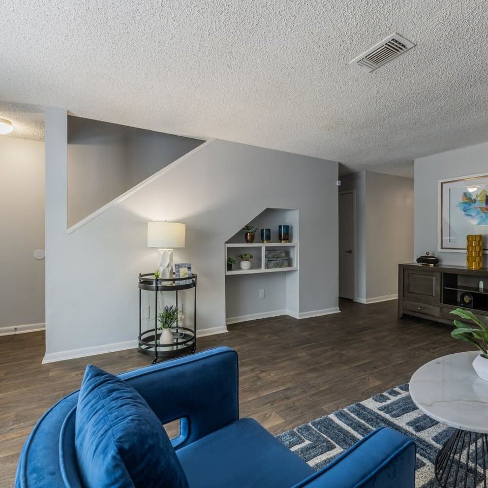 Lakebridge Townhomes - Photo 7 of 34