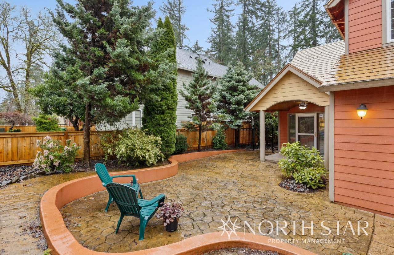 4466 Galewood St - Photo 3 of 40