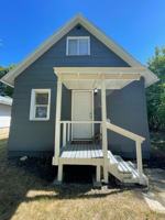 featured image of 385 7th Ave W