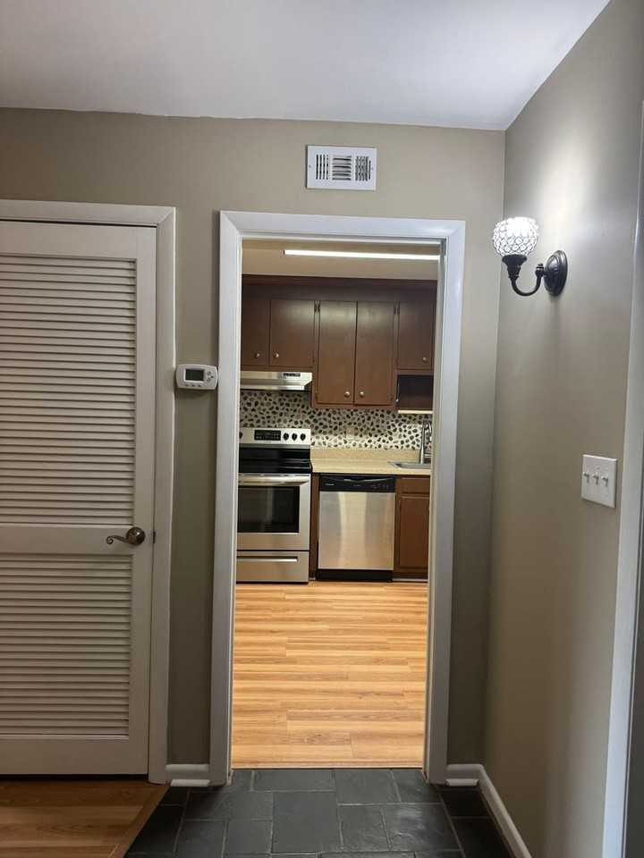 71 Summer E - Photo 5 of 19