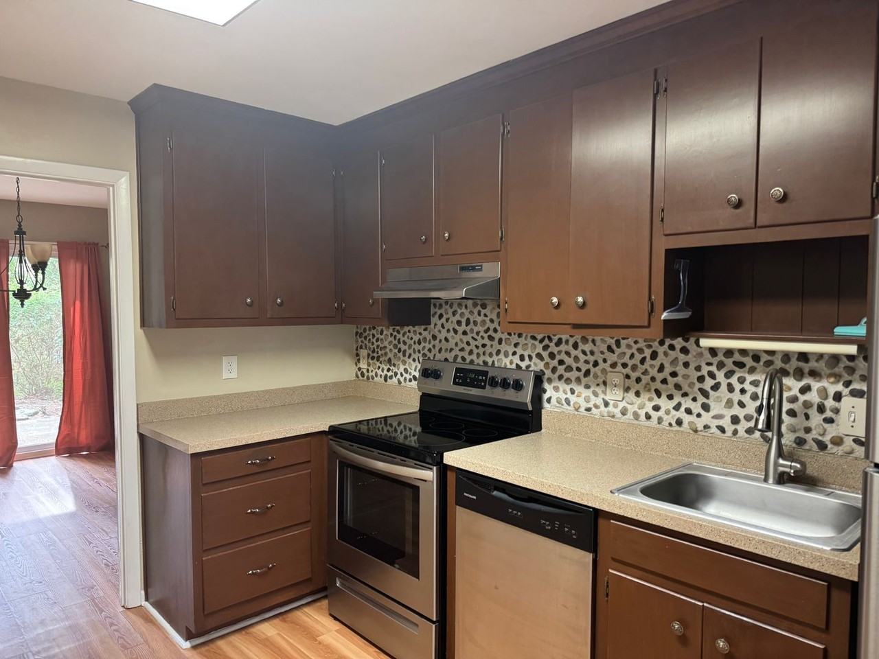 71 Summer E - Photo 7 of 19