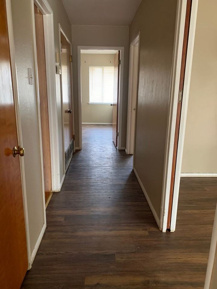 9642 Excelsior Ave - Photo 2 of 6
