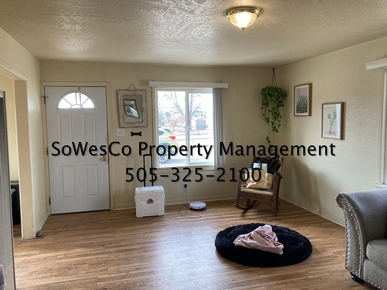 2408 1/2 Hutton Ave - Photo 2 of 8