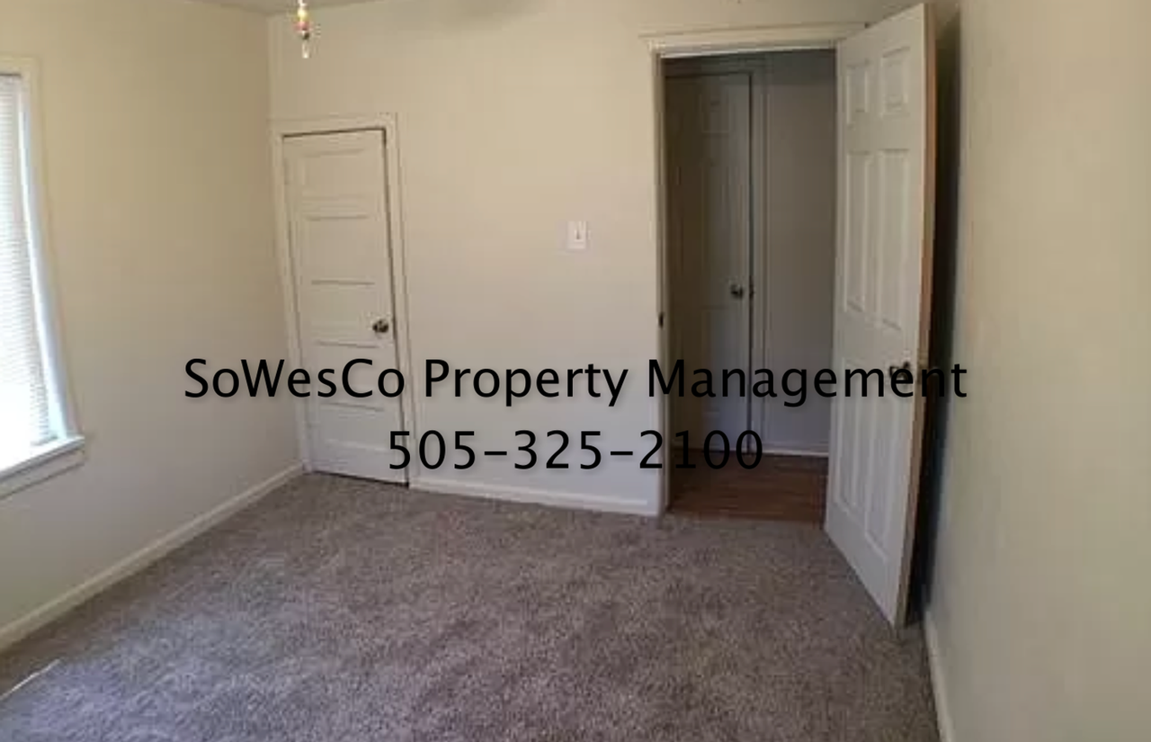 2408 1/2 Hutton Ave - Photo 7 of 8