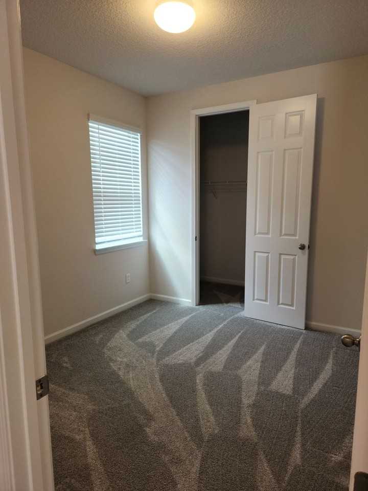 95295 College Pkwy - Photo 6 of 20