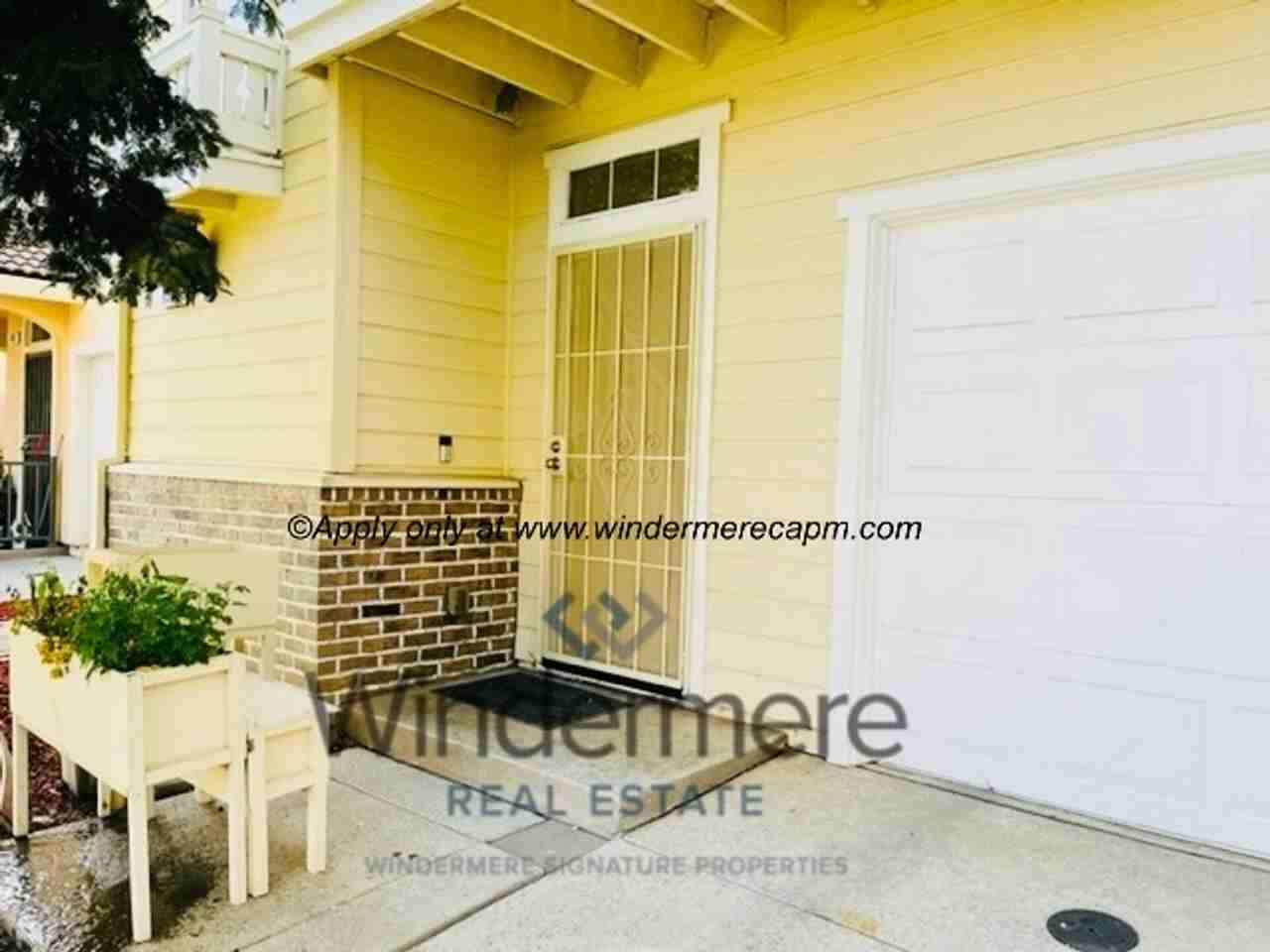 130 Penhow Cir - Photo 3 of 27