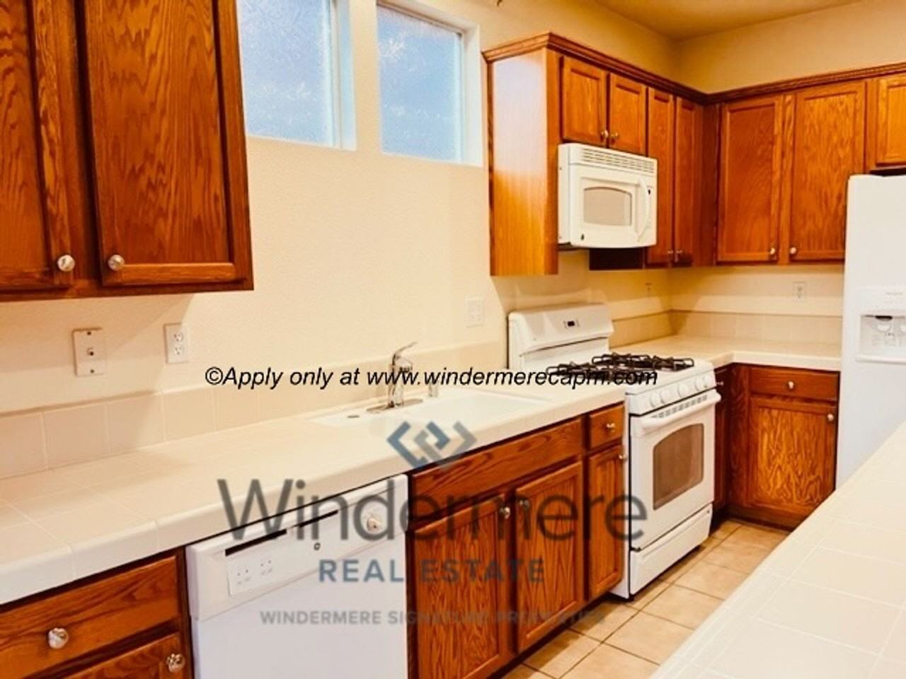 130 Penhow Cir - Photo 2 of 27