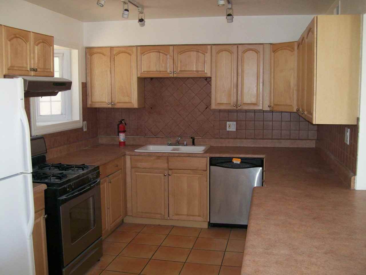 164 Cochise Dr - Photo 2 of 9