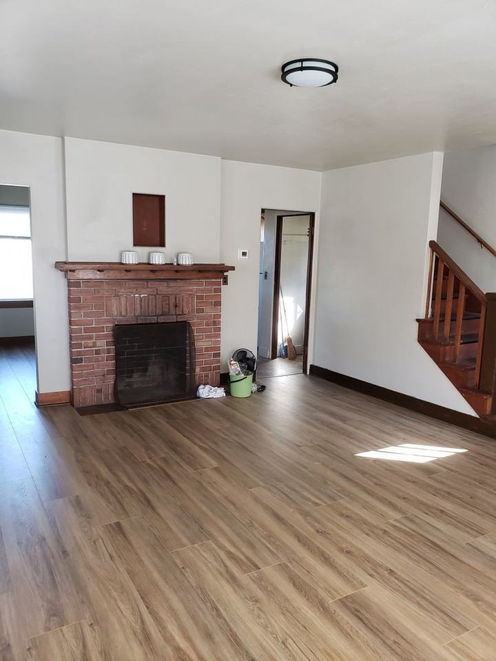 935 Ne Maple St - Photo 6 of 34