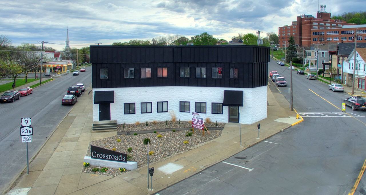 21 Green St - Photo 2 of 12