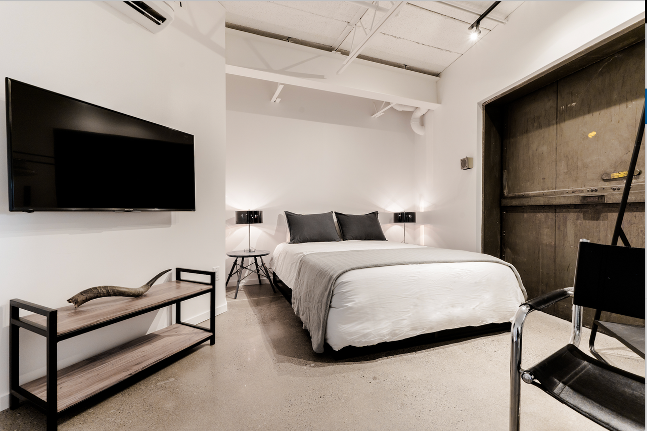 21 Green St - Photo 6 of 15