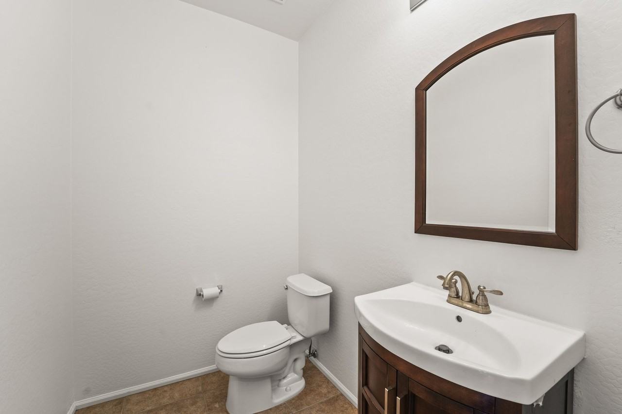 734 W Fruit Tree Ln - Photo 7 of 41