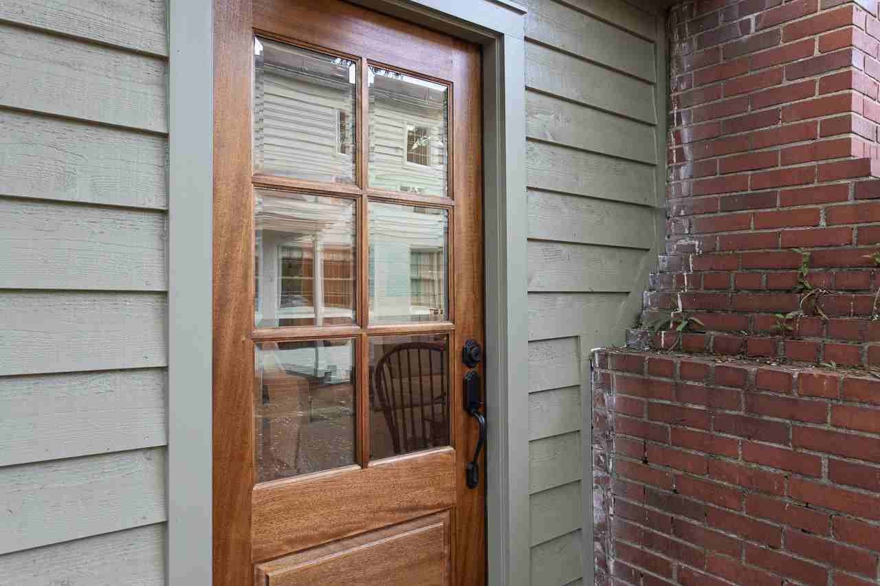 821 N Buchanan #C - Photo 2 of 50