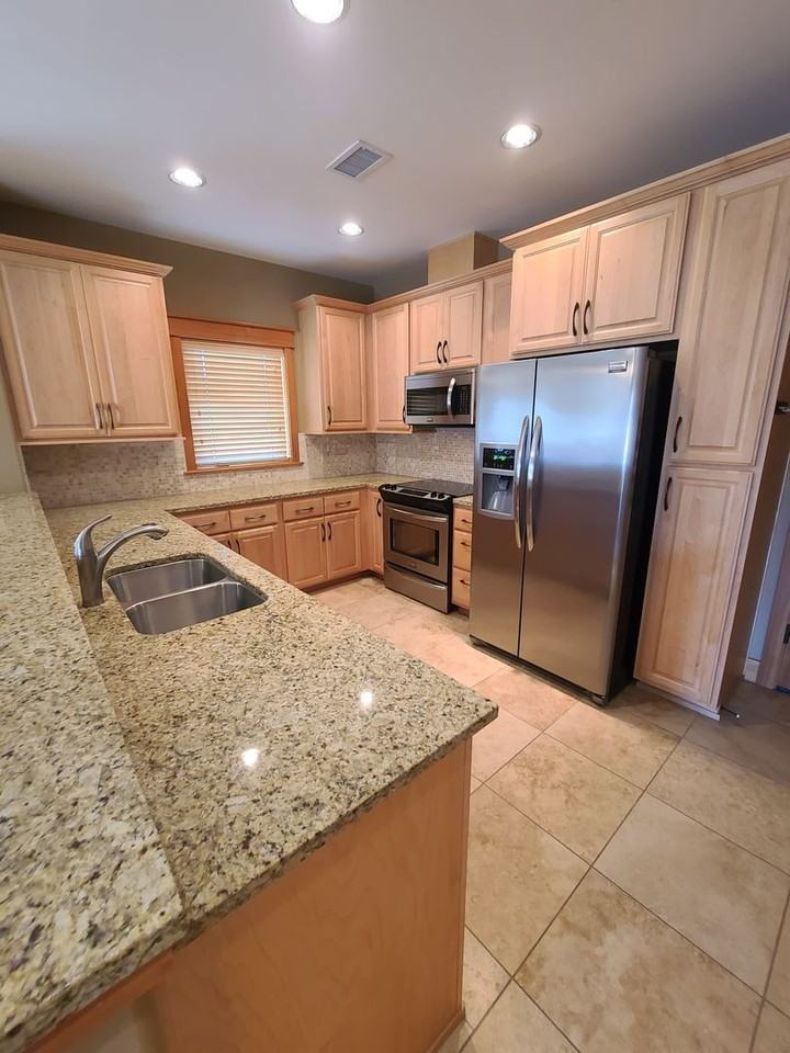 2050 North Main Street #301 - Photo 7 of 35