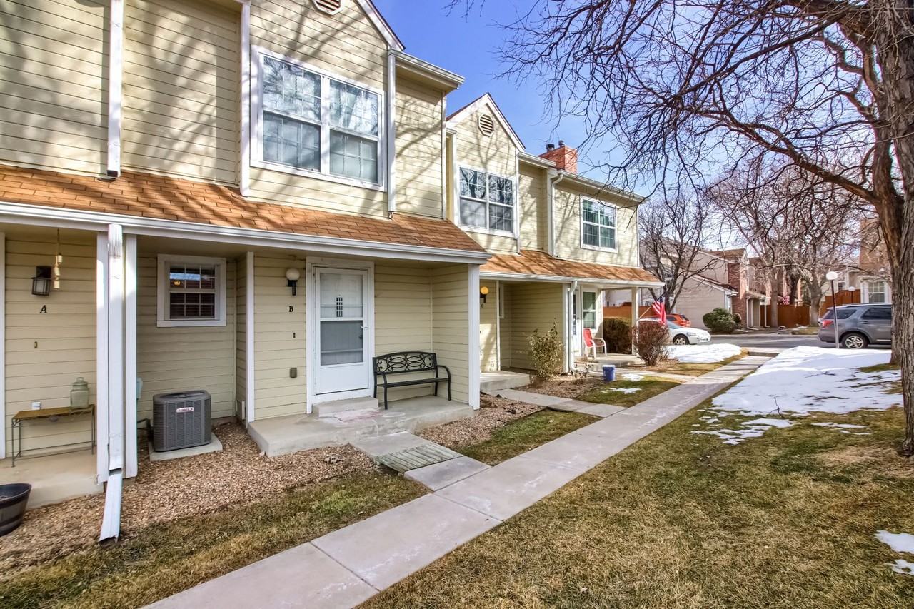 12173 Bannock Cir #C - Photo 3 of 33