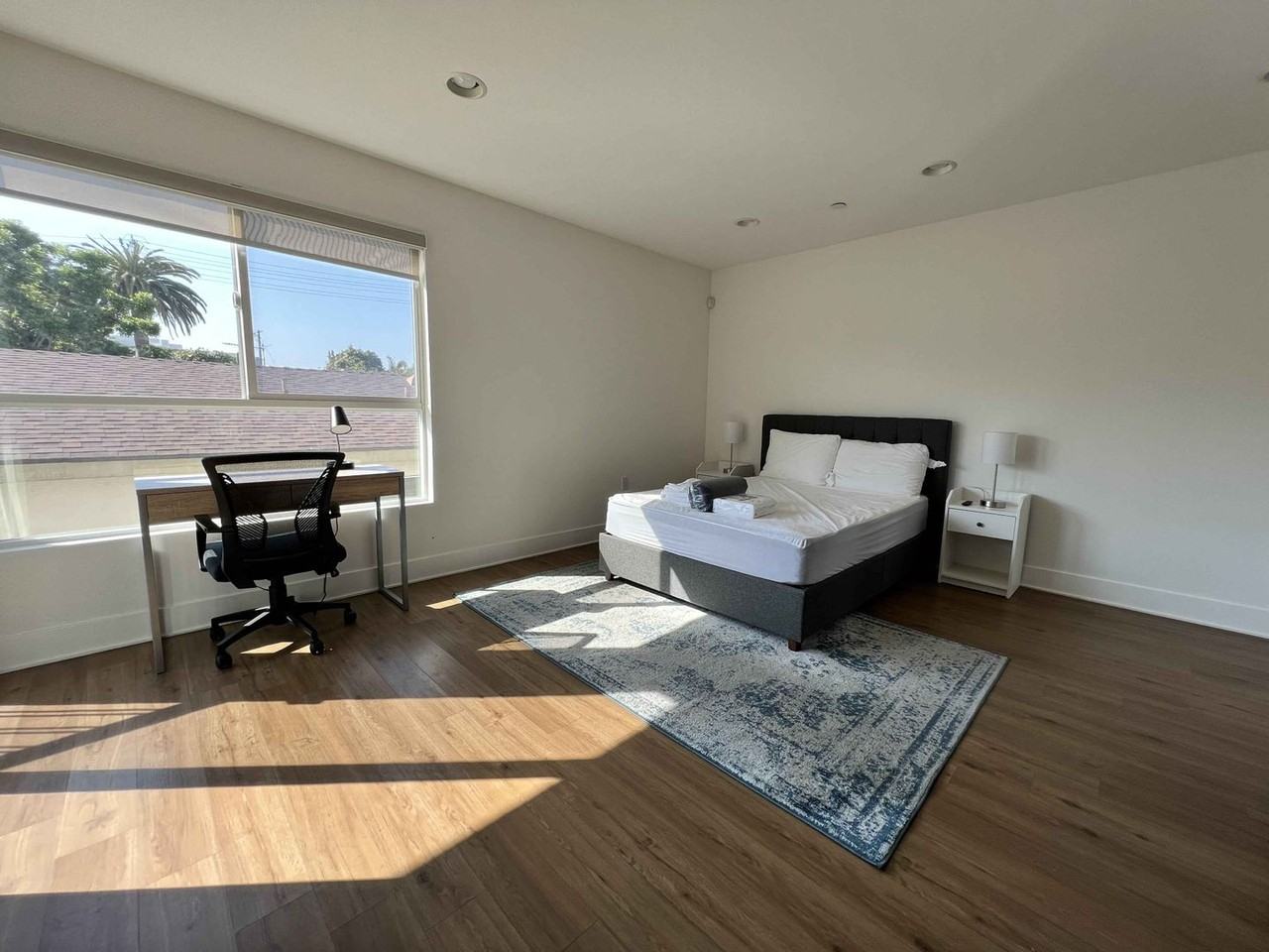 Ecco Beloit - Photo 3 of 31