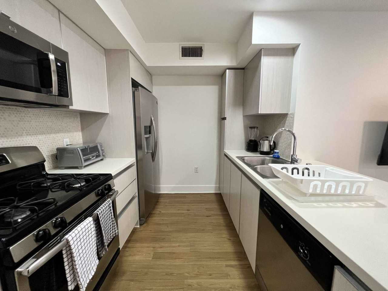 Ecco Beloit - Photo 7 of 31