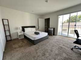 featured image of 1539 Beloit Ave