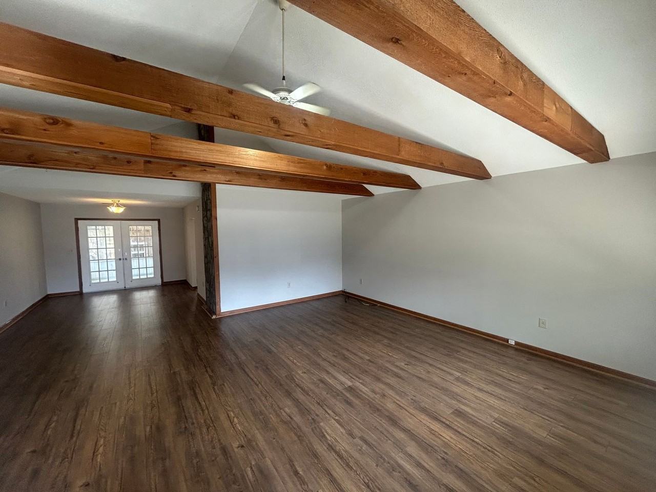 307 Stratford Pl - Photo 6 of 38