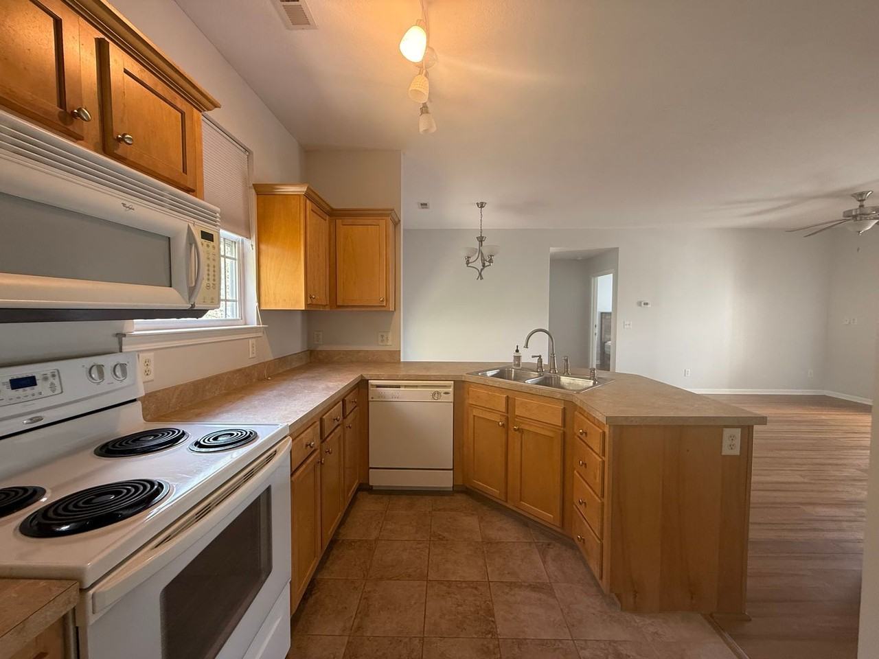 10 Northbrook Place - Photo 2 of 12