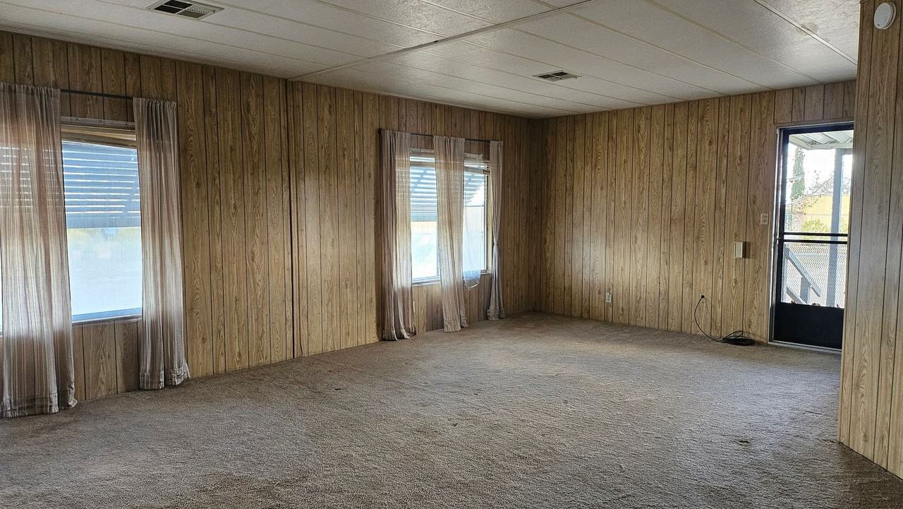 3601 Backus Rd - Photo 3 of 22