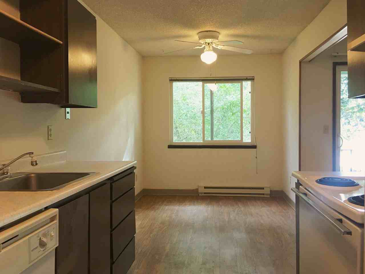 La Tourelle Village Apartments - Photo 2 of 17