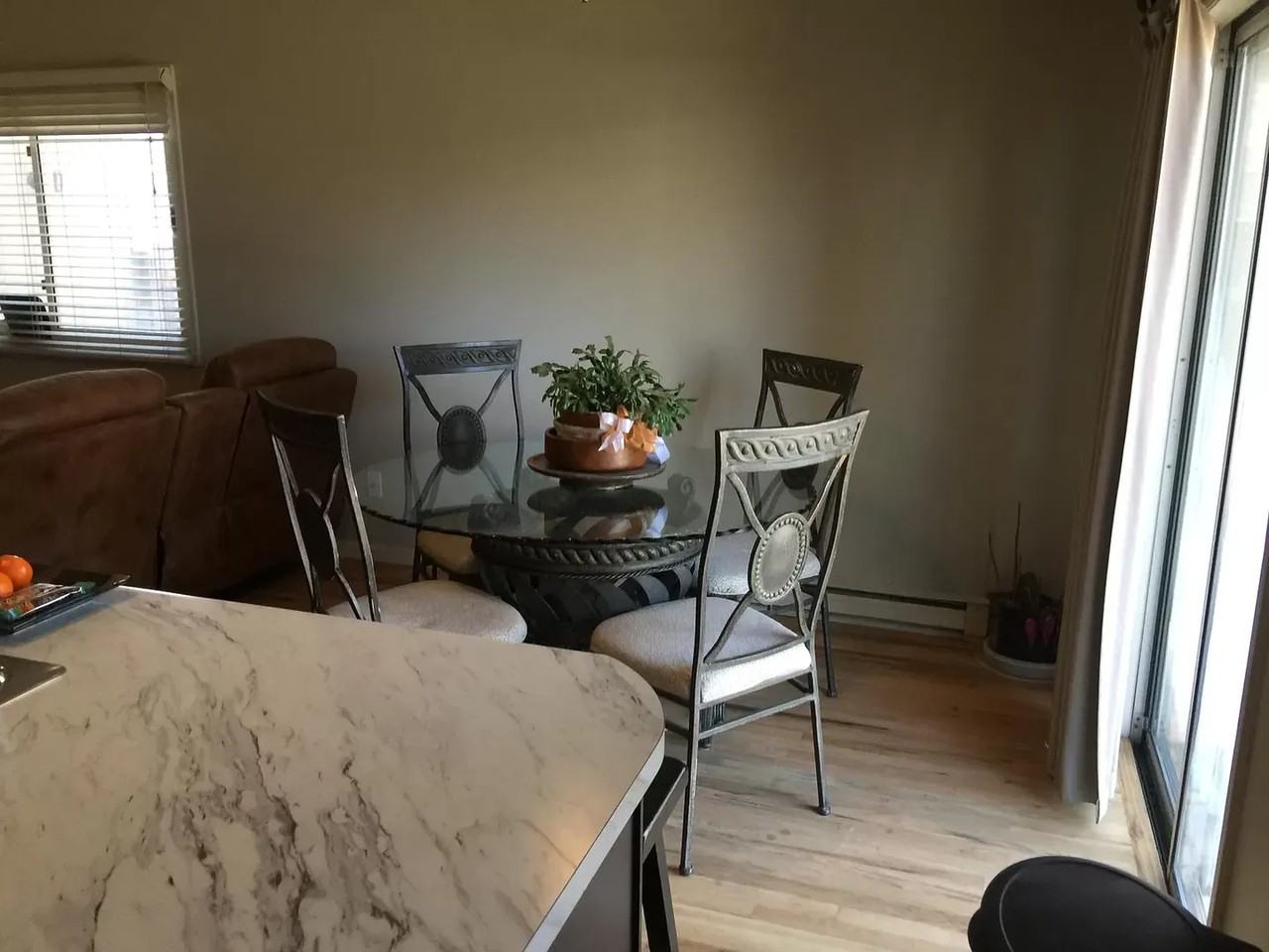 2006 Sonora St - Photo 2 of 10