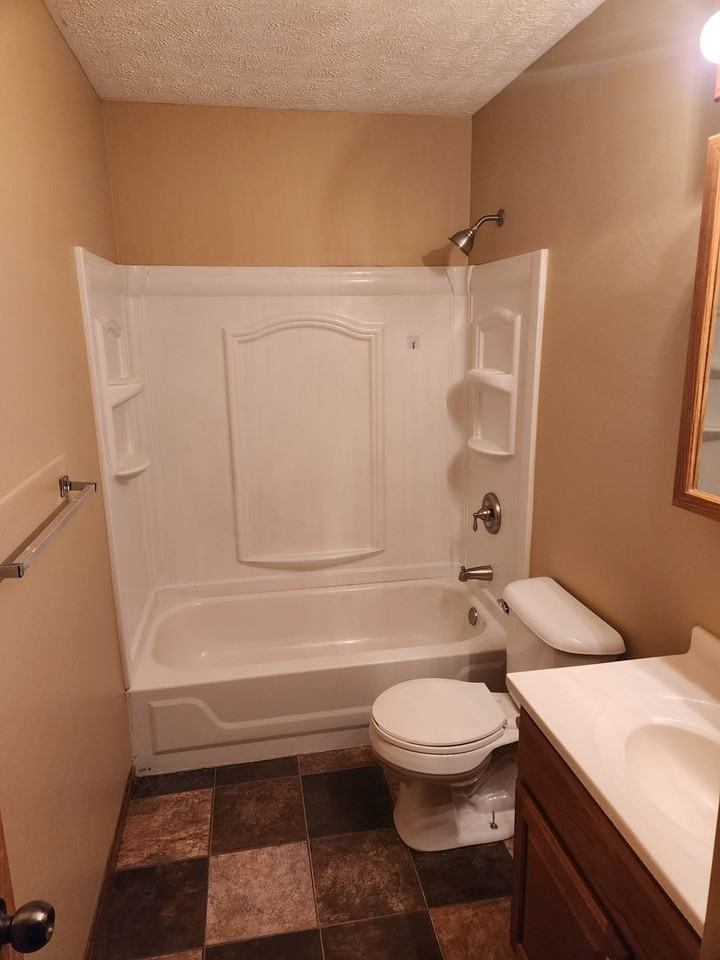 5254 S 49th St - Photo 5 of 12