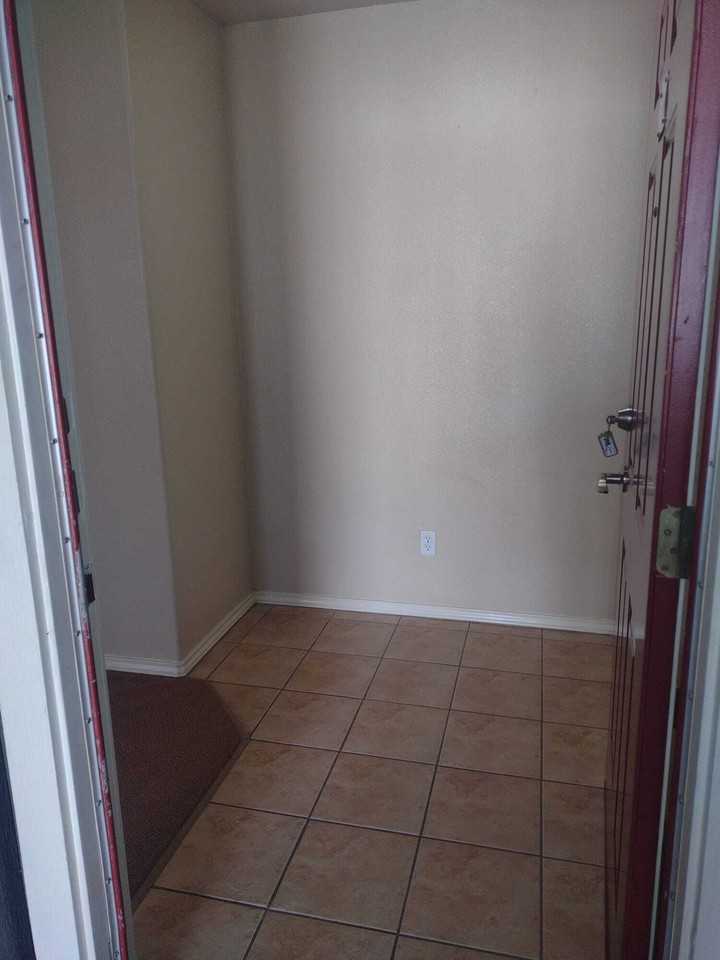 Redbud Place Apartments - Photo 2 of 19