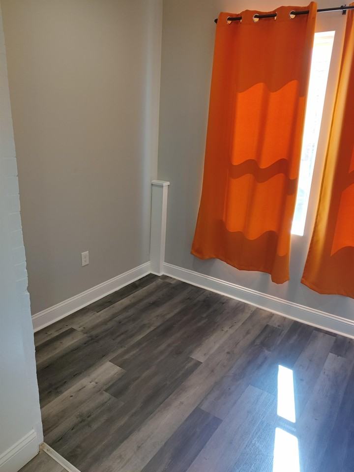 6039 Sansom Street - Photo 3 of 11