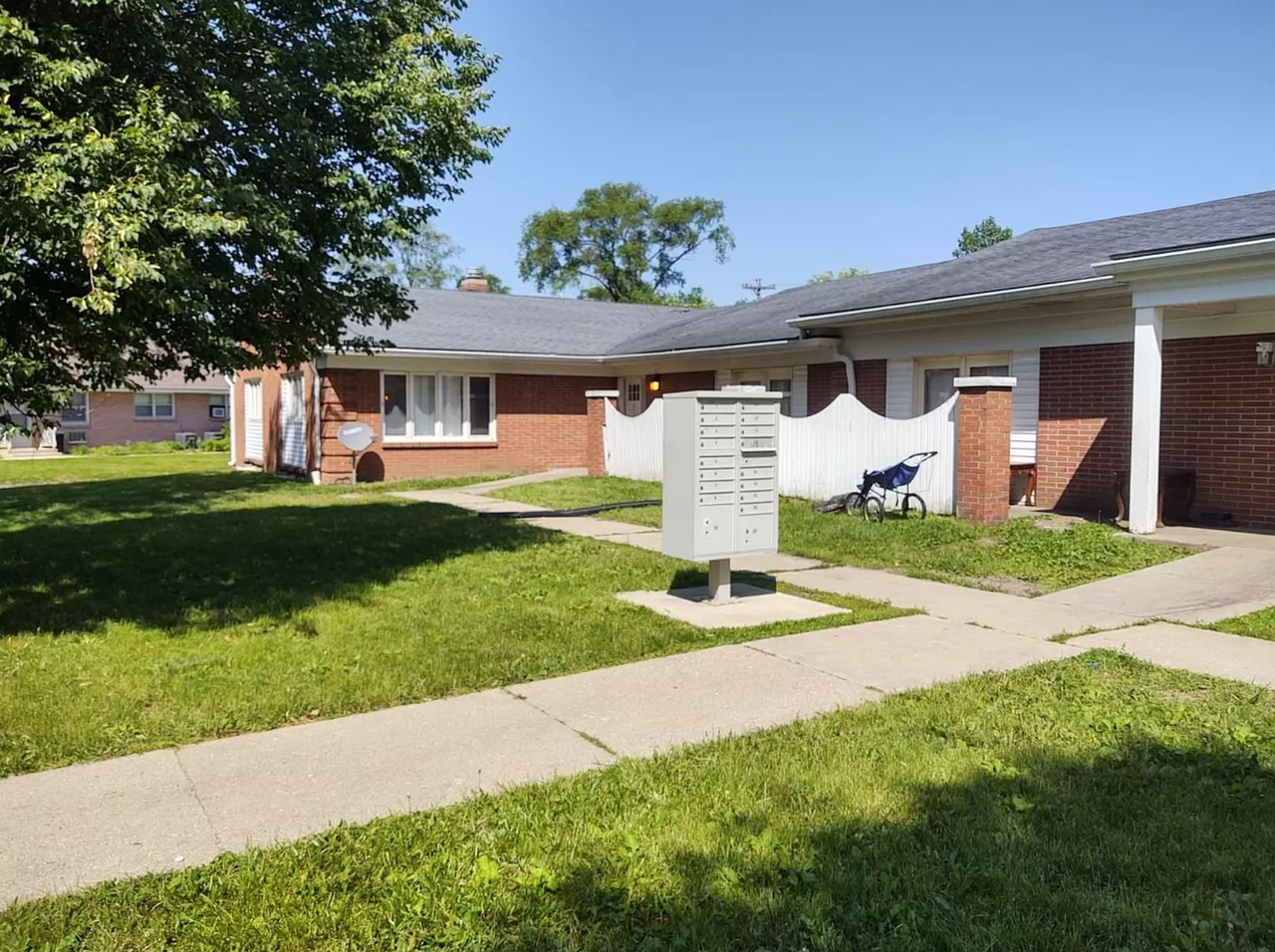 4131 Eastridge Drive - Photo 2 of 13