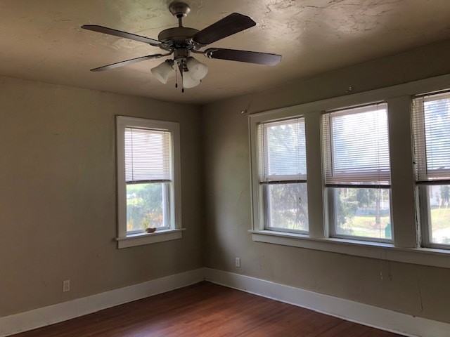 129 Northwest 30th Street - Photo 7 of 12