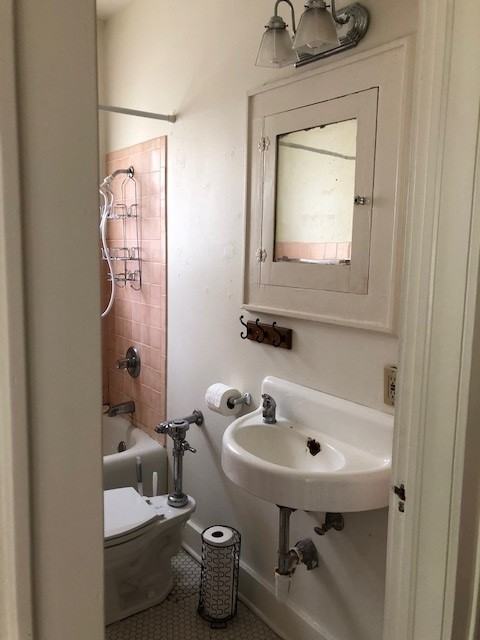 133 Northwest 30th Street - Photo 4 of 20