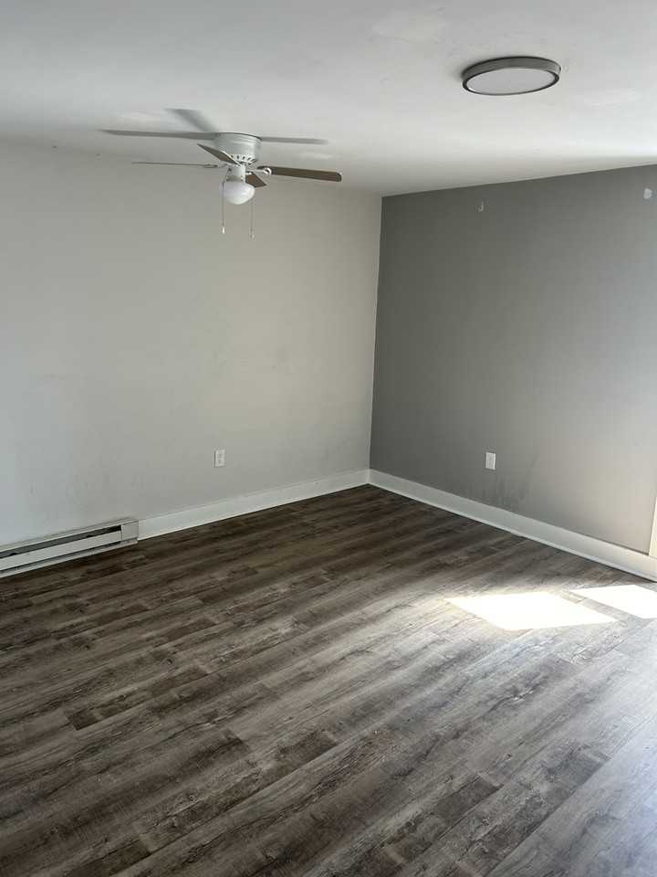213-215 Providence Street- Putnam - Photo 3 of 6